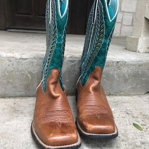 Ariat Cowgirl Boots *great condition*